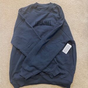 BNWT Taylor swift blue crewneck medium
